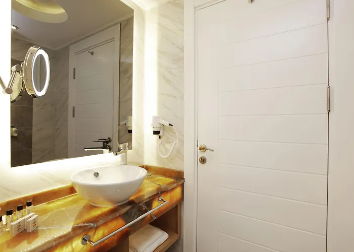 Kleopatra (adults Only) 4*